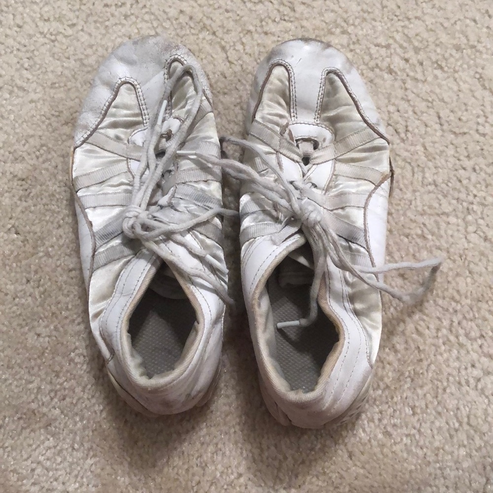 nfinity cheerleading shoes!